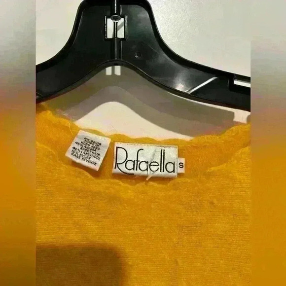 Rafaella Angora Rabbit Hair and Lambswool Blend Sweater size small Yellow - Picture 4 of 5